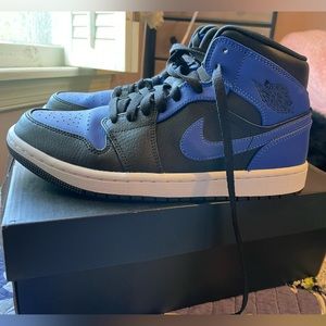 Blue and white Air Jordan 1 size 7.5